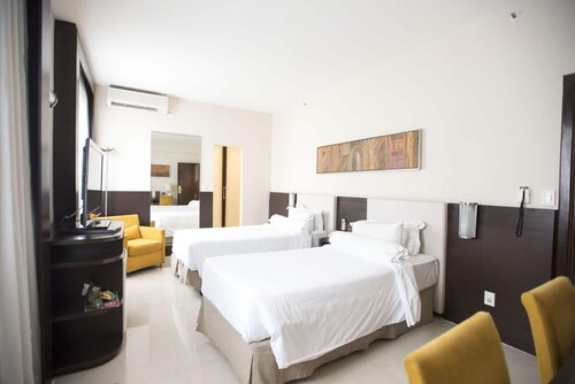 Royal Boutique Savassi Hotel 벨루오리존치 외부 사진 A room at the hotel