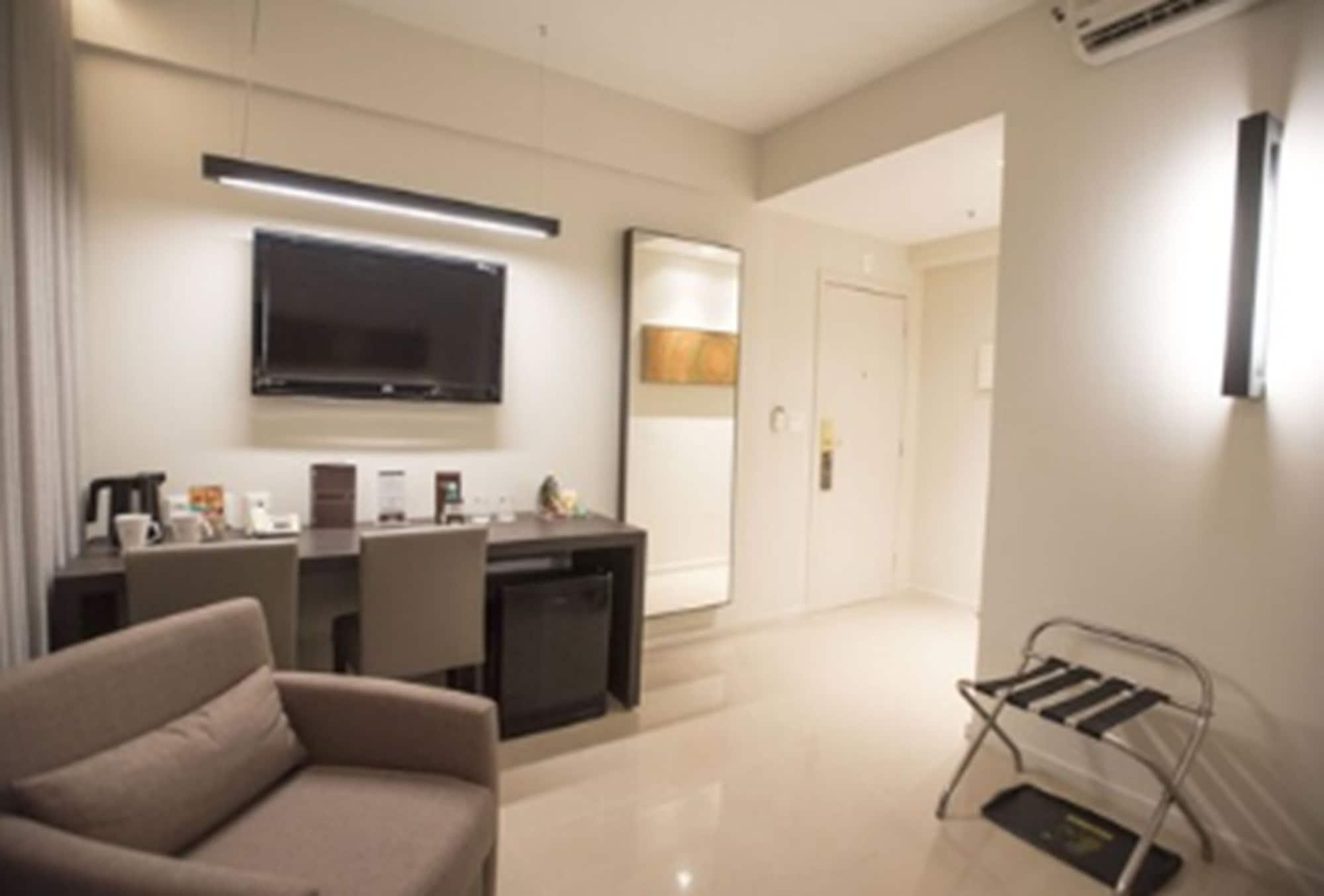 Royal Boutique Savassi Hotel 벨루오리존치 외부 사진 A room at the hotel