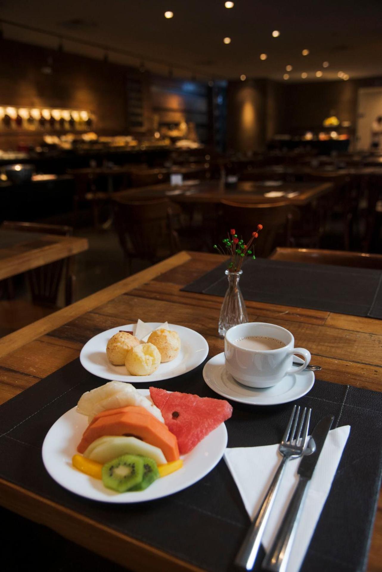 Royal Boutique Savassi Hotel 벨루오리존치 외부 사진 Dim sum and tea