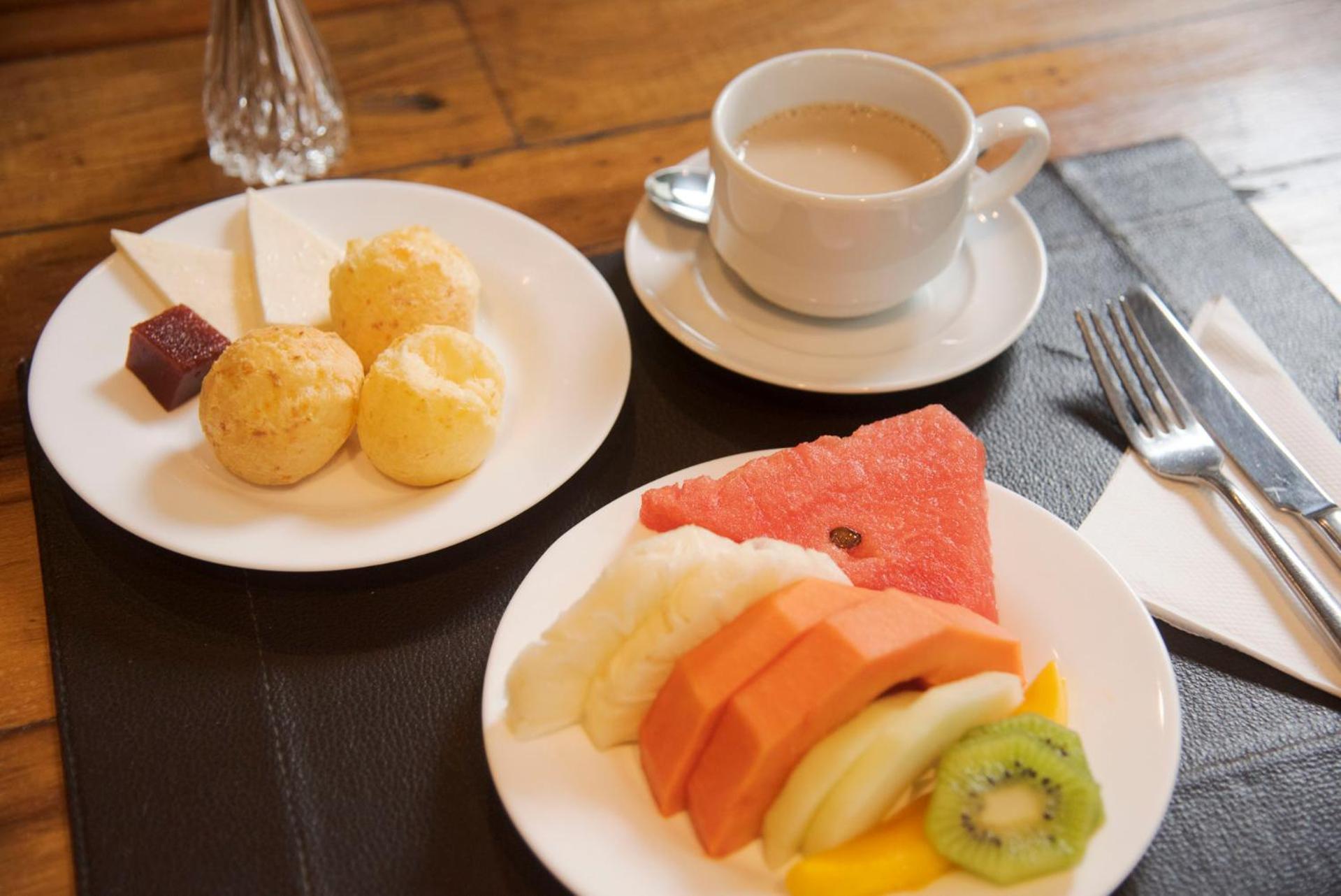 Royal Boutique Savassi Hotel 벨루오리존치 외부 사진 A fruit salad