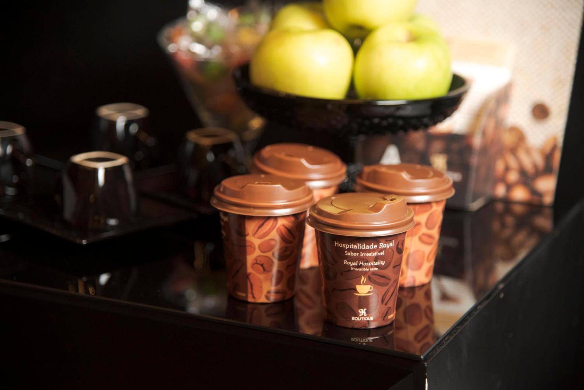 Royal Boutique Savassi Hotel 벨루오리존치 외부 사진 The Royal Warrant logo on the lid of a jar of Marmite