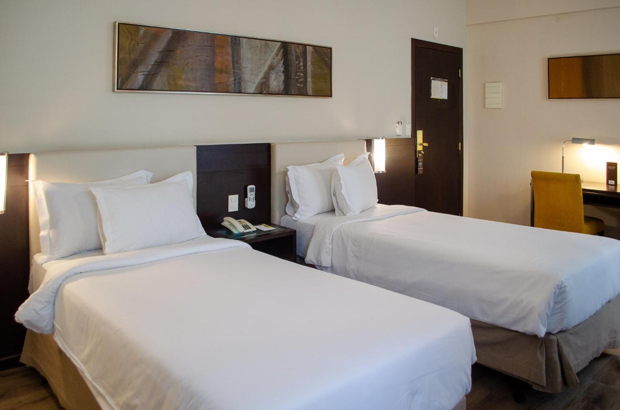 Royal Boutique Savassi Hotel 벨루오리존치 외부 사진 A room at the hotel