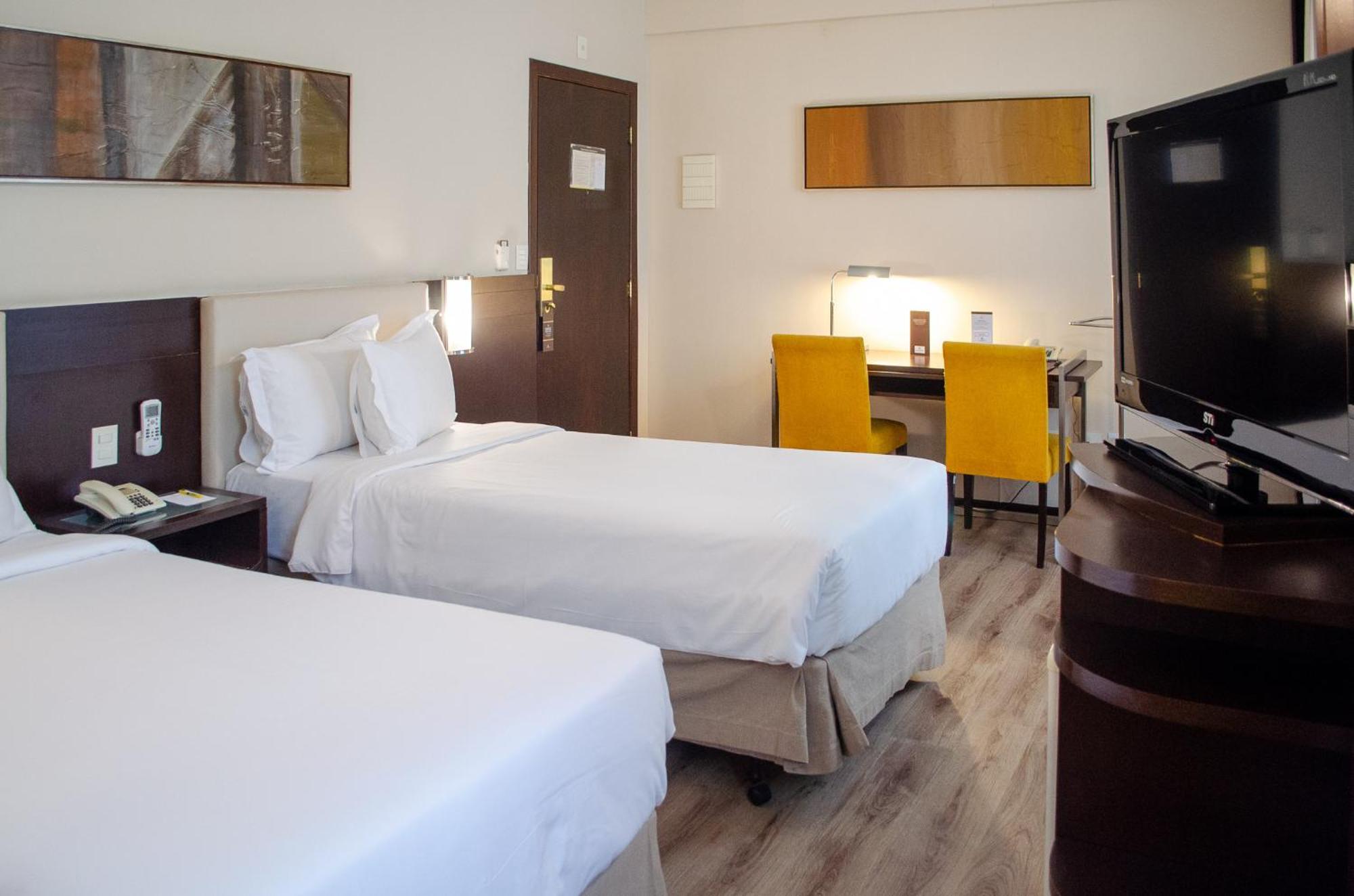 Royal Boutique Savassi Hotel 벨루오리존치 외부 사진 A typical room at the hotel